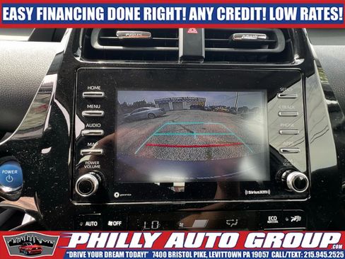 Used 2021 Toyota Prius LE FWD image 32
