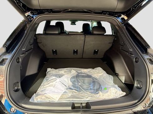 New 2026 Chevrolet Equinox EV LT FWD image 26