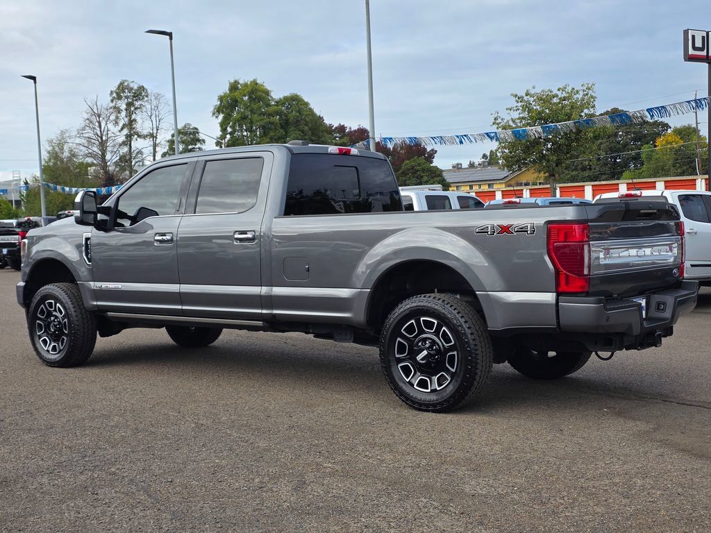 Used 2022 Ford F350 Platinum AWD/4WD image 2