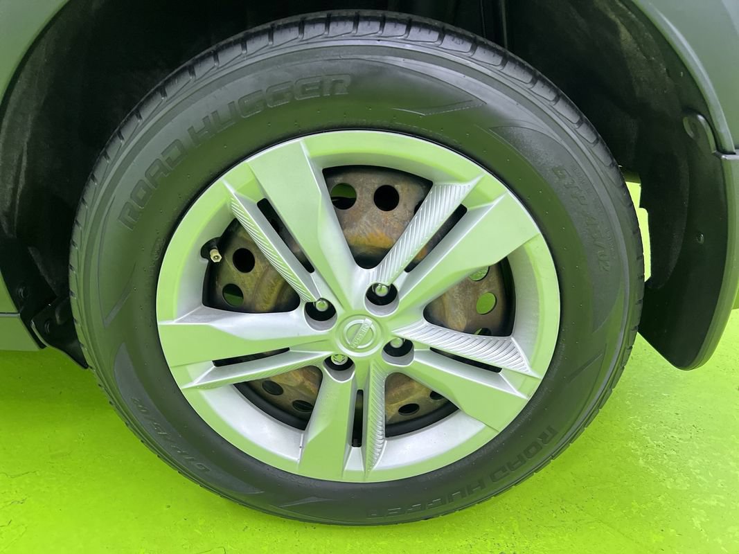 Used 2020 Nissan Kicks S FWD image 14