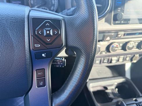 Used 2019 Toyota Tacoma TRD Pro AWD/4WD image 19