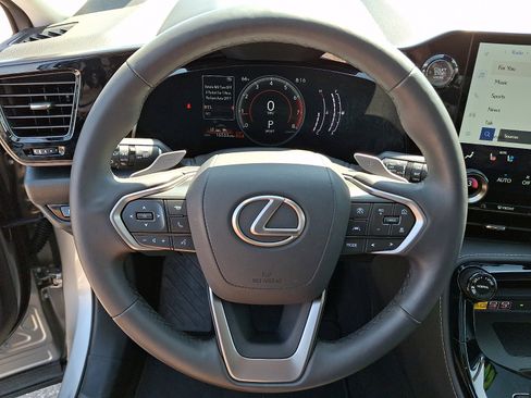 Used 2023 Lexus NX 350 AWD image 19