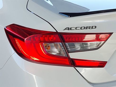 Used 2022 Honda Accord Sport image 33