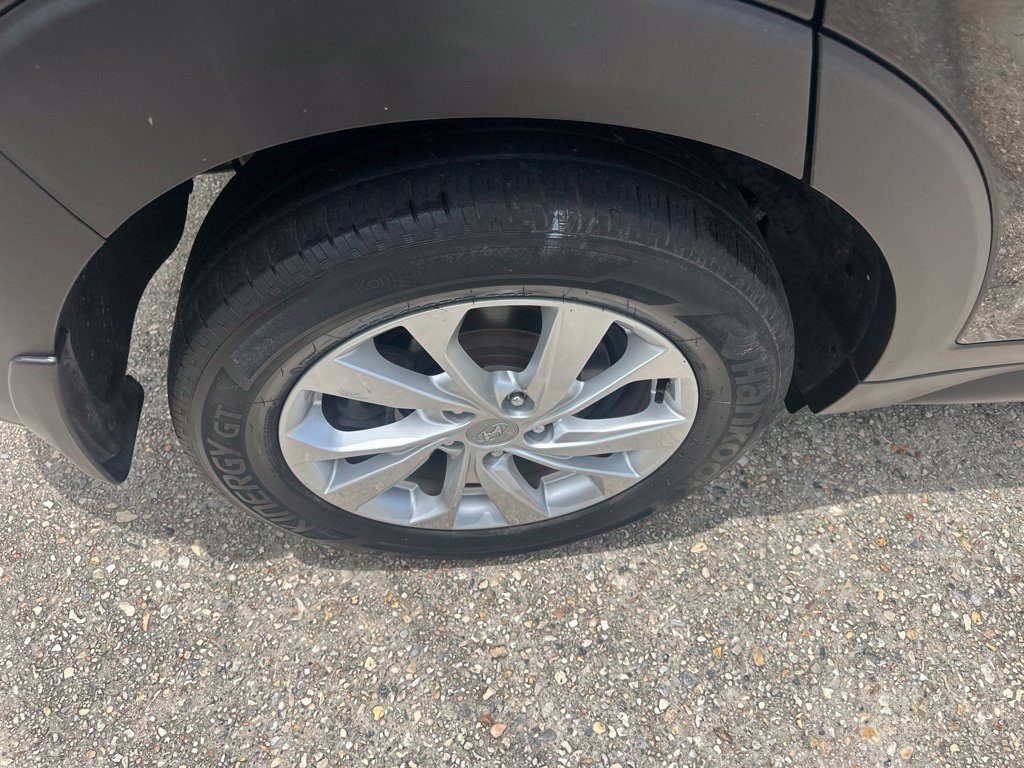 Used 2021 Hyundai Tucson Value w/ Cargo Package FWD image 15