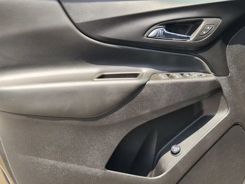Used 2024 Chevrolet Equinox LT w/ LPO, Floor Liner Package FWD image 22
