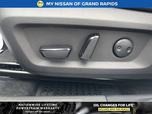 New 2026 Nissan Rogue Platinum AWD/4WD image 14
