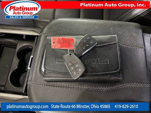 Used 2021 GMC Yukon Denali w/ Denali Premium Package AWD/4WD image 25