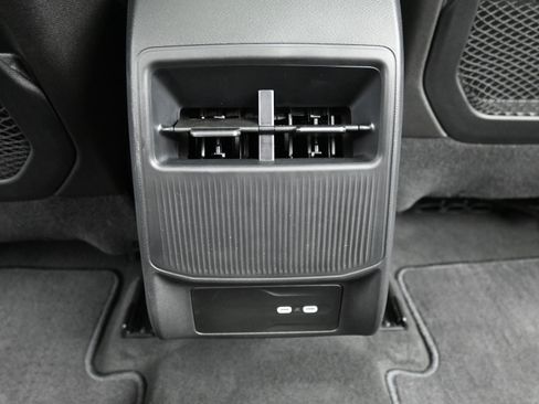 Used 2025 Jeep Wagoneer S Limited image 14