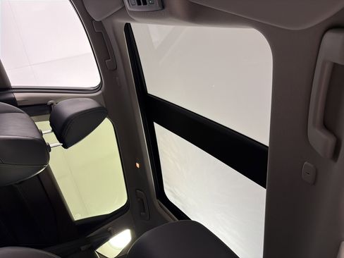 Certified 2023 Nissan Rogue SL image 18