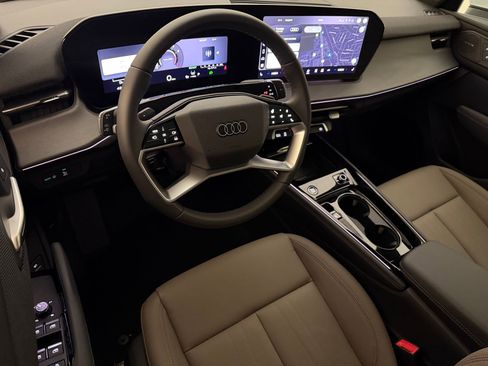 New 2026 Audi Q3 quattro 2.0T AWD/4WD image 4