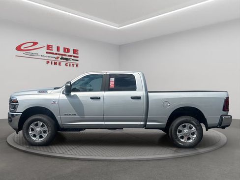 New 2026 RAM 3500 Big Horn AWD/4WD image 5