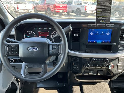 Used 2023 Ford F350 XLT w/ Camper Package AWD/4WD image 9