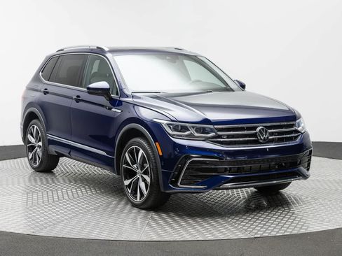 Used 2023 Volkswagen Tiguan SEL R-Line AWD/4WD image 55