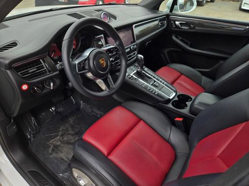 Used 2020 Porsche Macan GTS AWD/4WD image 12