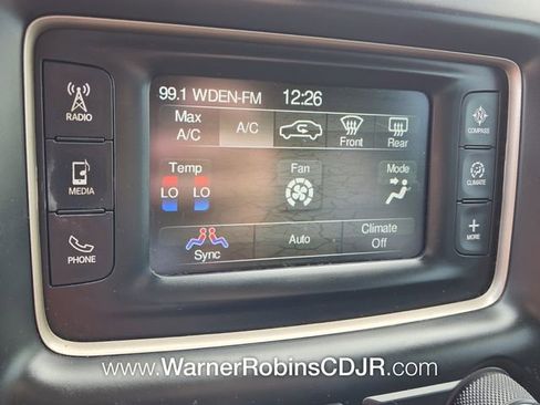 Used 2015 Jeep Grand Cherokee Laredo image 20