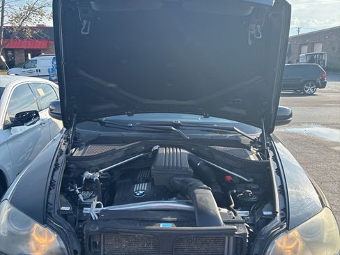 Used 2010 BMW X5 xDrive30i image 25