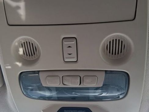 Used 2018 Ford EcoSport SE image 27