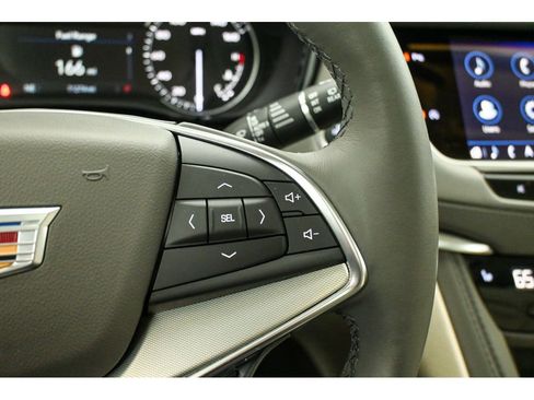 Used 2024 Cadillac XT5 Premium Luxury FWD image 41