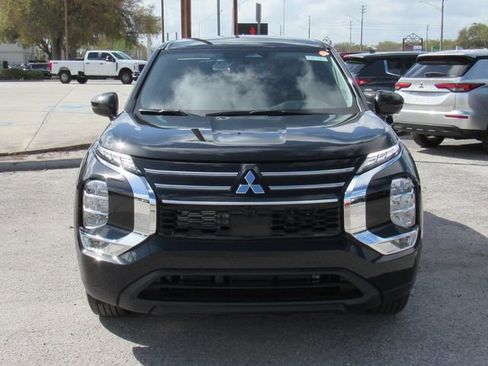 New 2026 Mitsubishi Outlander ES FWD image 7
