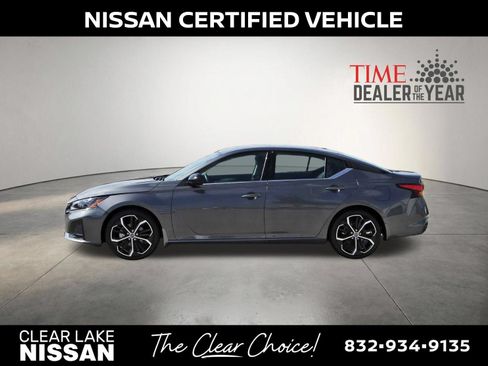 Certified 2025 Nissan Altima 2.5 SR w/ SR Premium Package FWD image 5