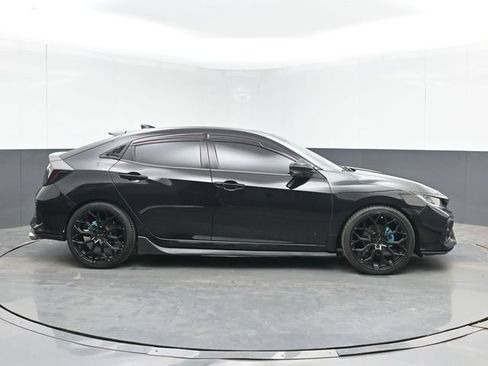 Used 2018 Honda Civic EX image 11