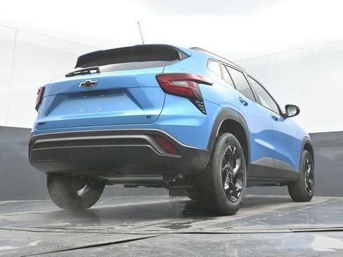 New 2026 Chevrolet Trax LT w/ Driver Confidence Package FWD image 42