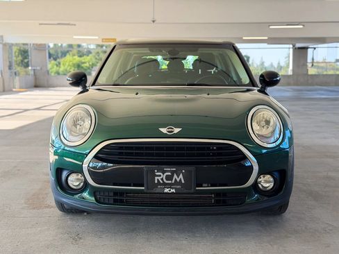 Used 2017 MINI Cooper Clubman ALL4 AWD/4WD image 2