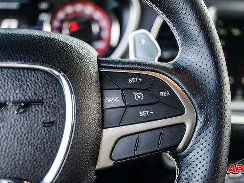 Used 2015 Dodge Challenger SRT Hellcat image 72