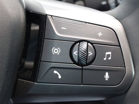 Used 2025 BMW iX M60 image 30