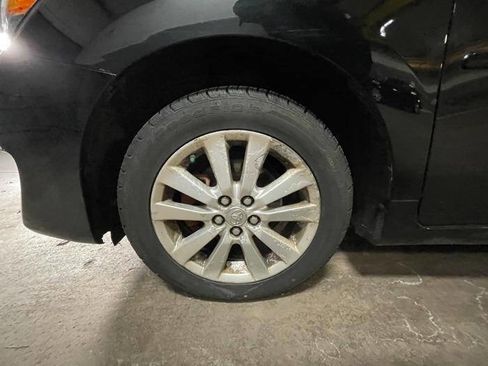 Used 2010 Toyota Matrix image 11