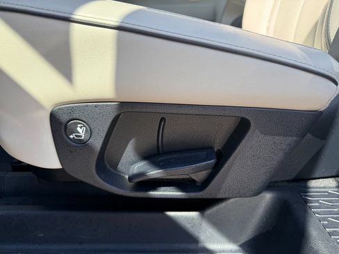 Used 2021 Hyundai Palisade Limited AWD/4WD image 29