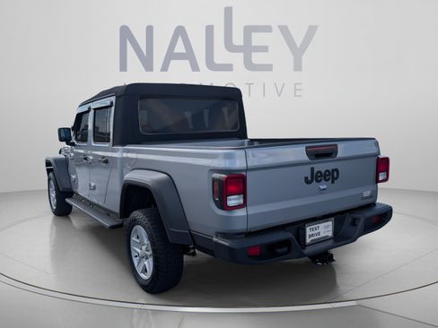 Used 2020 Jeep Gladiator Sport w/ Quick Order Package 24S AWD/4WD image 3