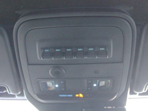 Used 2022 Ford Bronco Wildtrak image 25