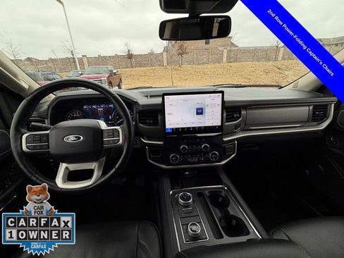 Used 2024 Ford Expedition XLT image 25