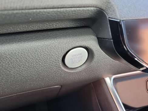 New 2026 Kia Carnival EX image 33