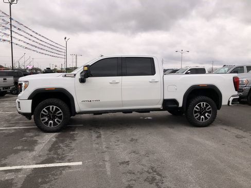 Used 2022 GMC Sierra 3500 AT4 w/ AT4 Preferred Package image 11