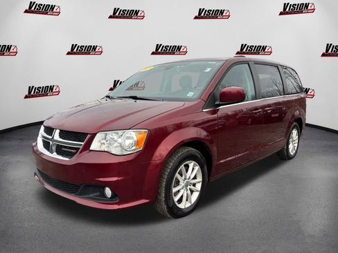 Used 2019 Dodge Grand Caravan SXT image 1