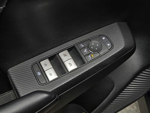 Used 2024 Mitsubishi Outlander SE Black Edition image 10