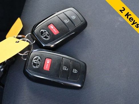 Used 2024 Toyota Tacoma TRD Off-Road image 20