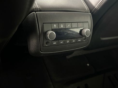 Used 2017 Buick Enclave Premium image 26