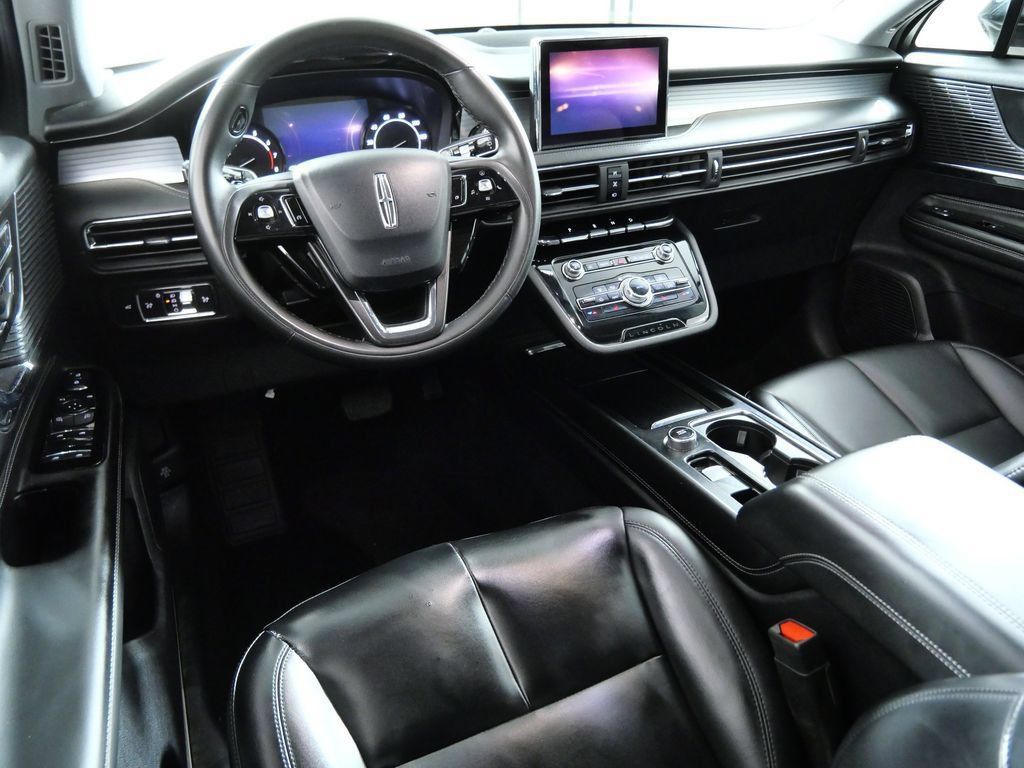 Certified 2022 Lincoln Corsair FWD image 4