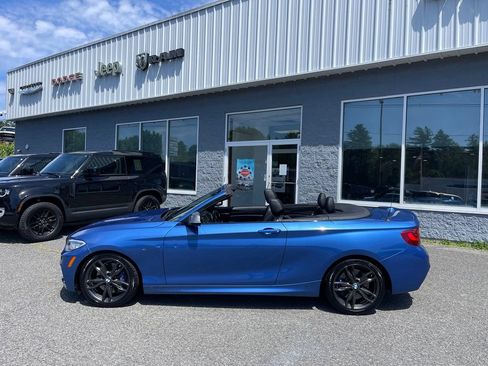 Used 2016 BMW M235i xDrive Convertible AWD/4WD image 3