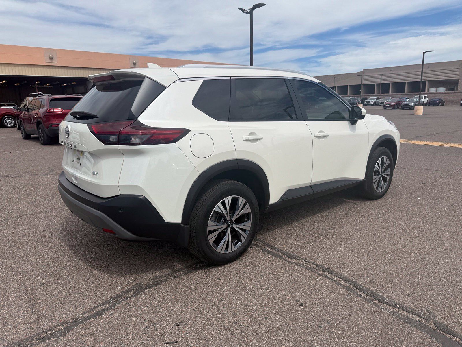 Certified 2023 Nissan Rogue SV w/ SV Premium B Package FWD image 5