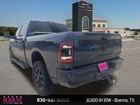 Used 2024 RAM 2500 Big Horn w/ Night Edition AWD/4WD image 9