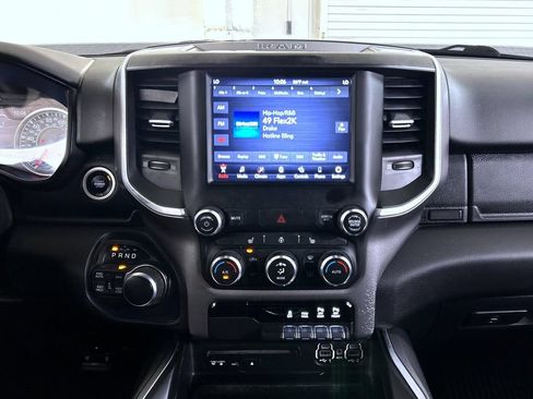 Used 2019 RAM 1500 Big Horn AWD/4WD image 12