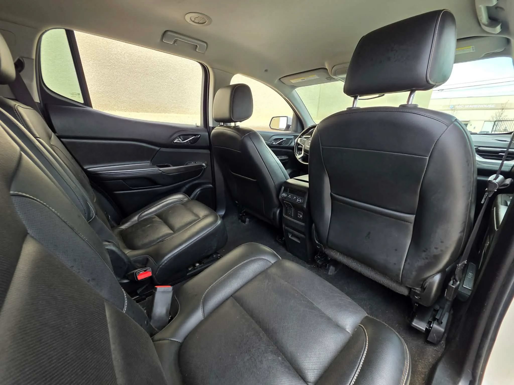 Used 2019 GMC Acadia SLT FWD image 16