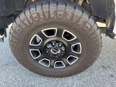 Used 2024 Ford F350 Platinum AWD/4WD image 10