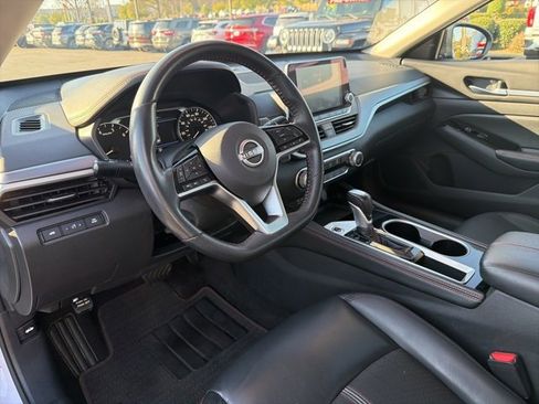 Used 2024 Nissan Altima 2.5 SR image 9