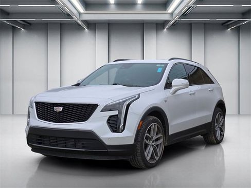 Used 2019 Cadillac XT4 Sport image 3