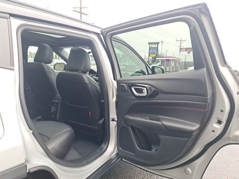 New 2026 Jeep Compass Trailhawk image 14